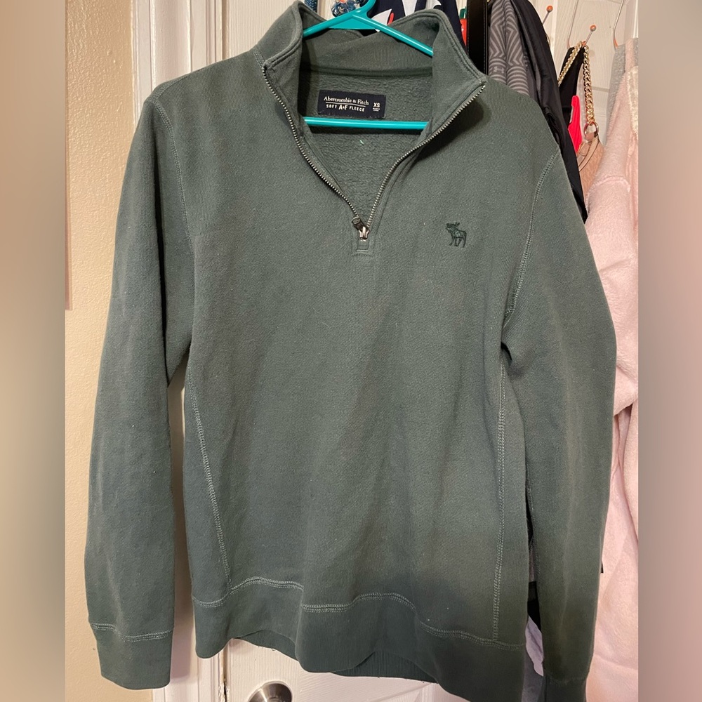 Dark green half zip sweatershirt